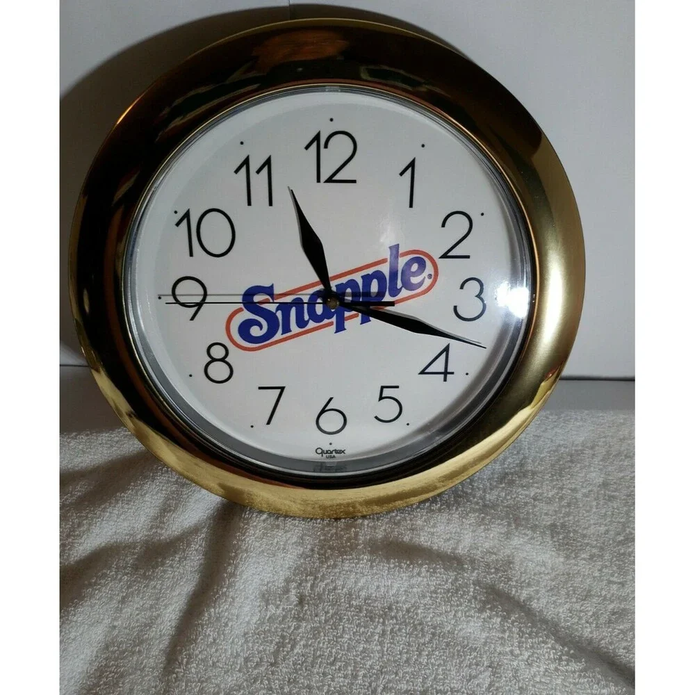 Snapple Round Wall Clock  Gold Vintage 1990s Rare Collectible New in Box 11